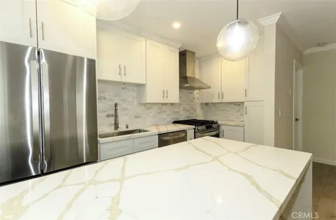 9005 Cynthia Street Unit 215, West Hollywood, CA MLS: PW25092764