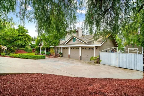 31065 Avenida Del Reposo, Temecula, CA MLS: SW25067524