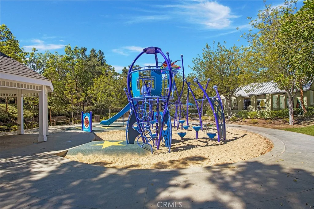 8 Sutherland Drive, Ladera Ranch, CA 92694