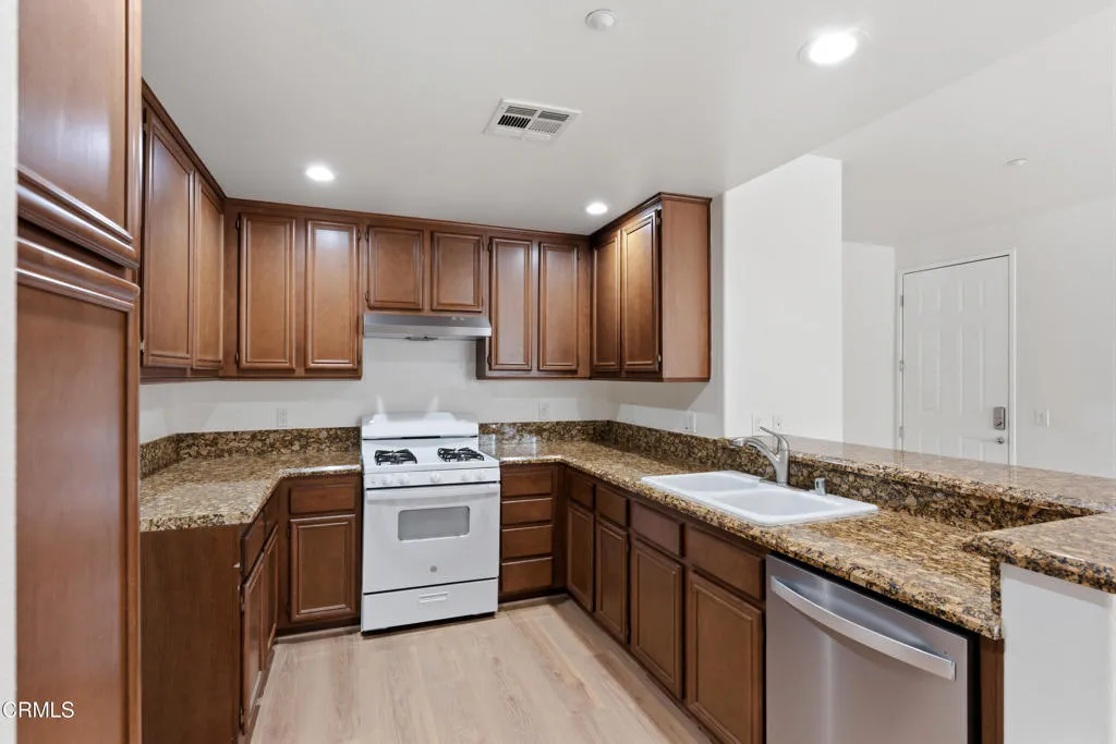 Additional image 46 of 259 Riverdale Court #235, Camarillo, CA 93012