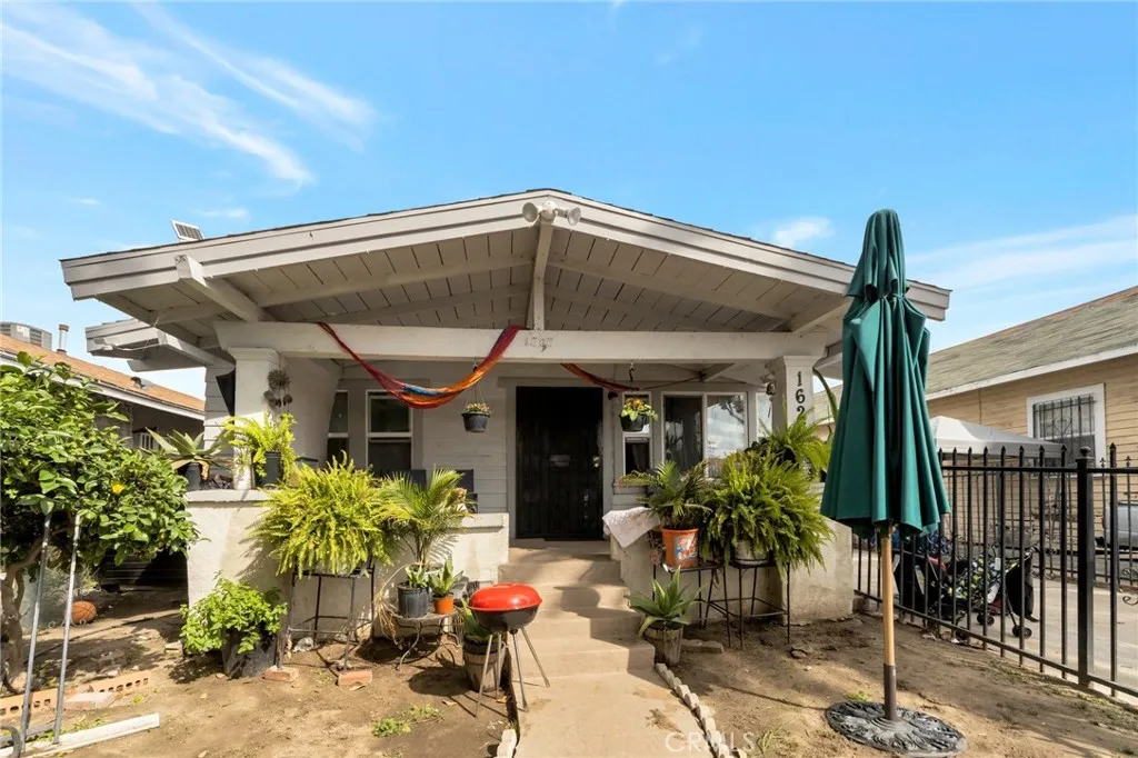 1627 Leighton Avenue, Los Angeles, CA 90062 MLS CV23182348 Listing