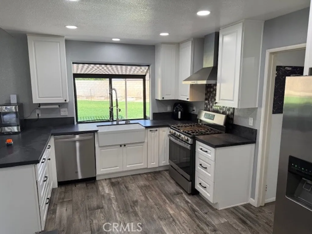 Additional image 10 of 19534 Kiningham Drive, Bloomington, CA 92316