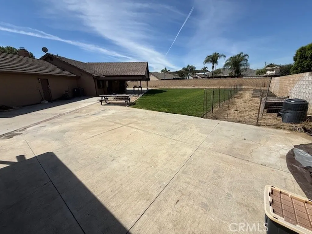 Additional image 34 of 19534 Kiningham Drive, Bloomington, CA 92316