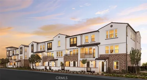 9831 La Serna Drive Unit 7, Whittier, CA MLS: OC25110200