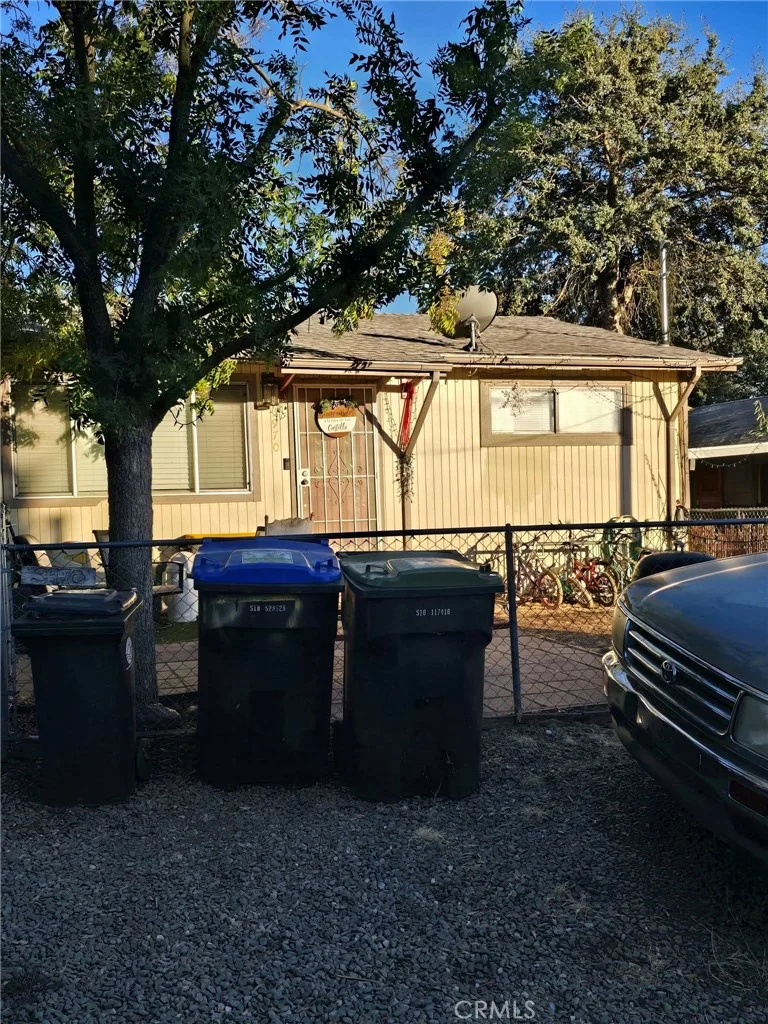 3970 Oakland Ave, Clearlake, CA 95422