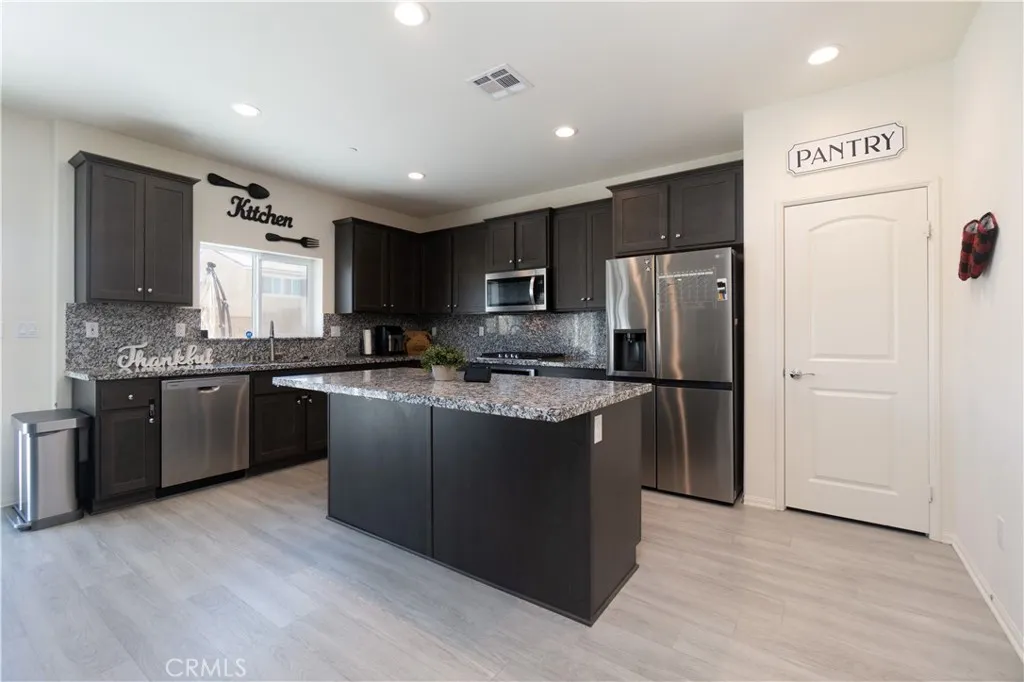 Additional image 15 of 11347 Quail Hollow Street, Victorville, CA 92392