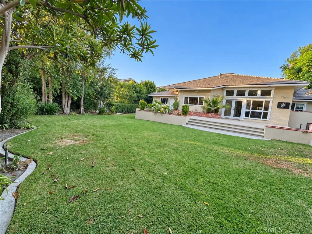 16 Corto Road, Arcadia, CA 91007