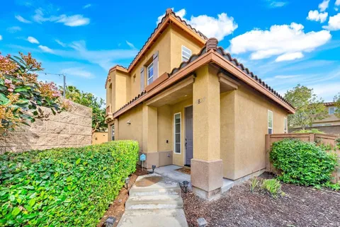 1827 Wolf Canyon Loop, Chula Vista, CA 91913 - MLS#: PTP2502364