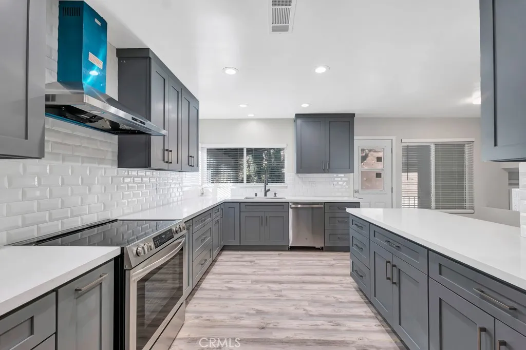 Additional image 4 of 19653 Valdez Drive, Tarzana, CA 91356