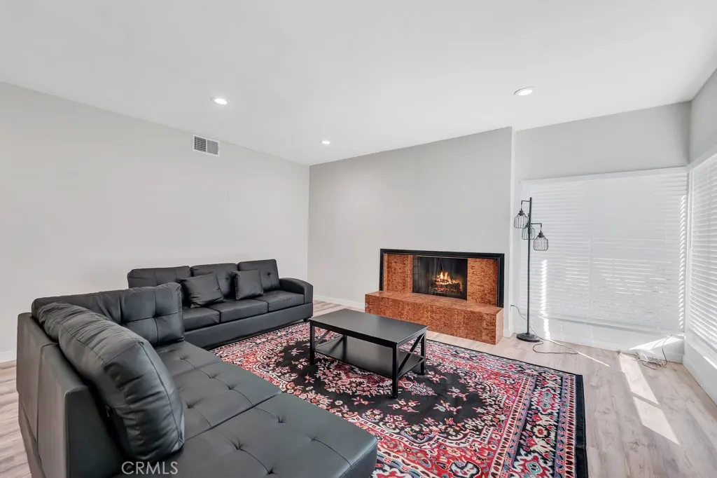 Additional image 52 of 19653 Valdez Drive, Tarzana, CA 91356