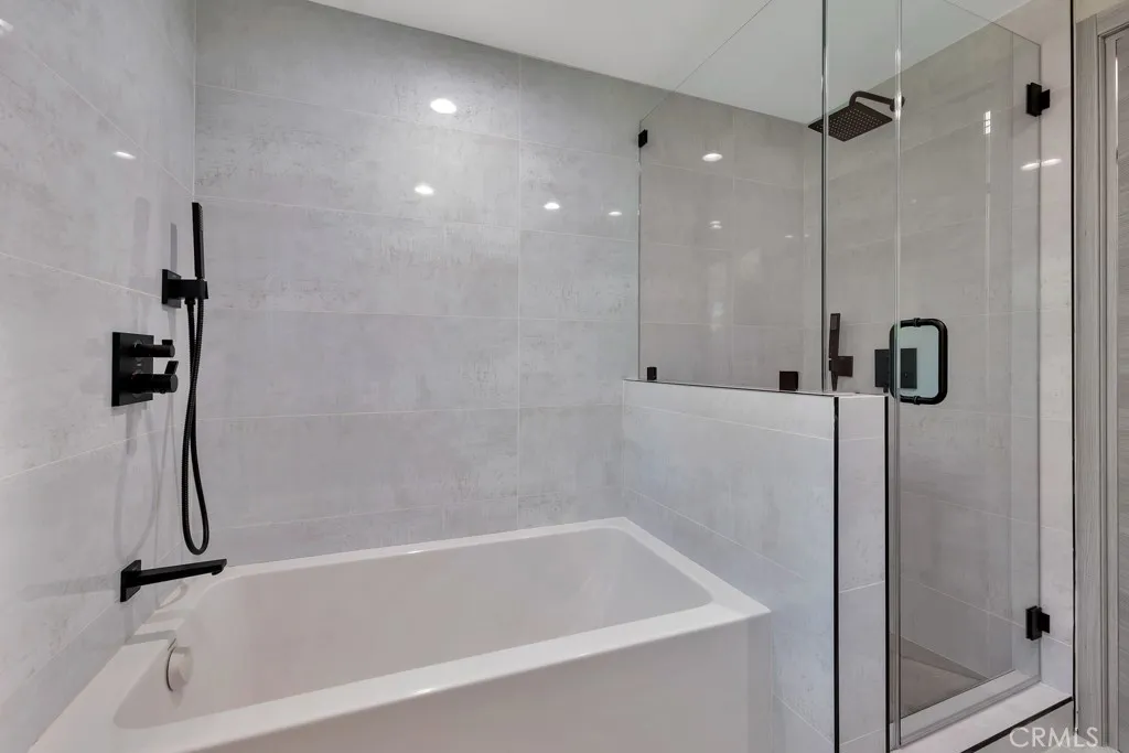 Additional image 63 of 19653 Valdez Drive, Tarzana, CA 91356