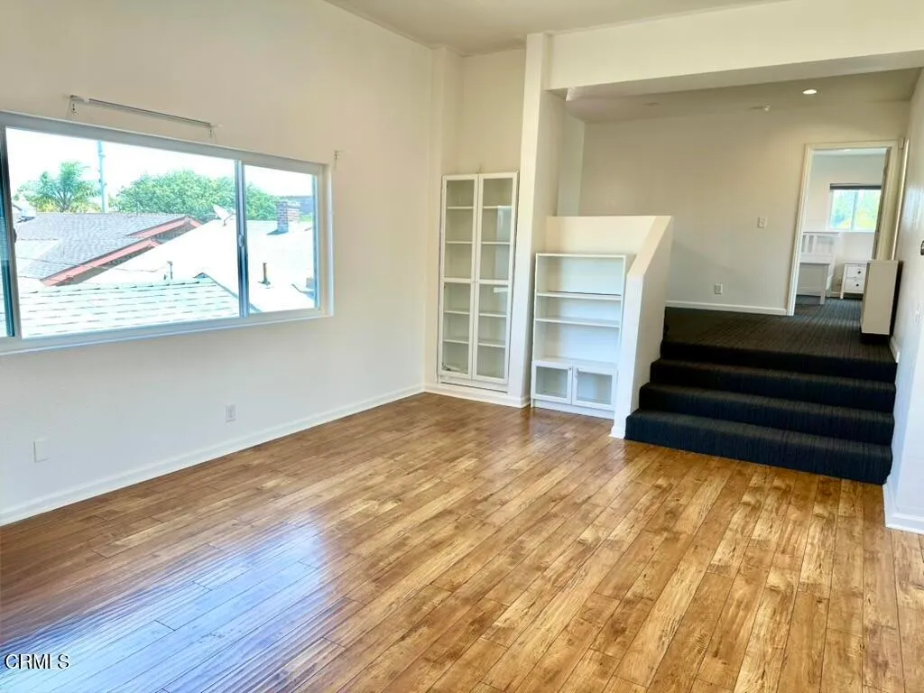 Additional image 3 of 2117 9th Avenue, Los Angeles, CA 90018