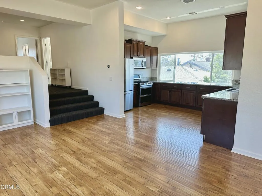 Additional image 26 of 2117 9th Avenue, Los Angeles, CA 90018