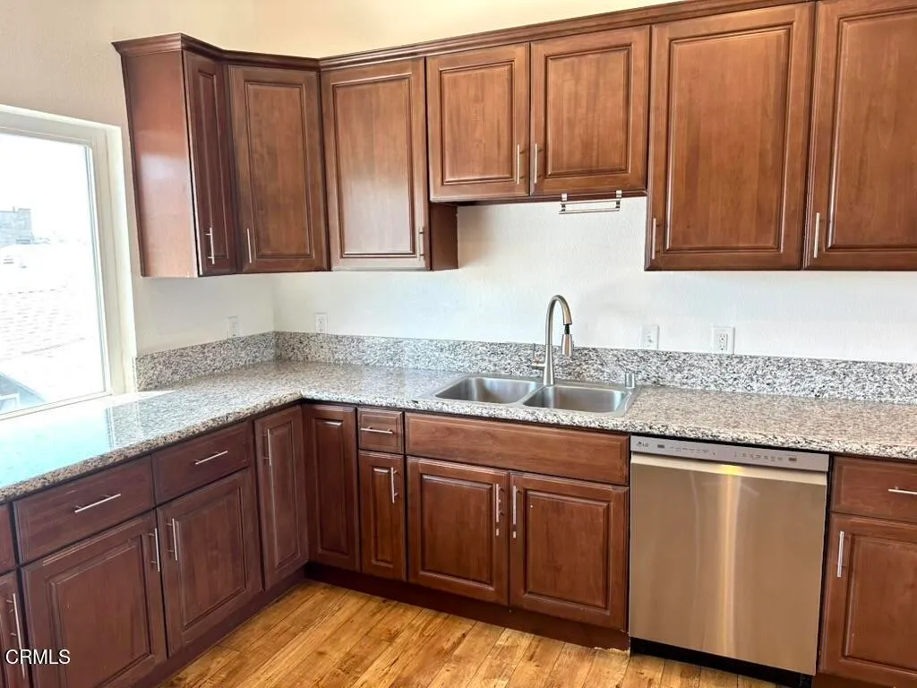 Additional image 6 of 2117 9th Avenue, Los Angeles, CA 90018