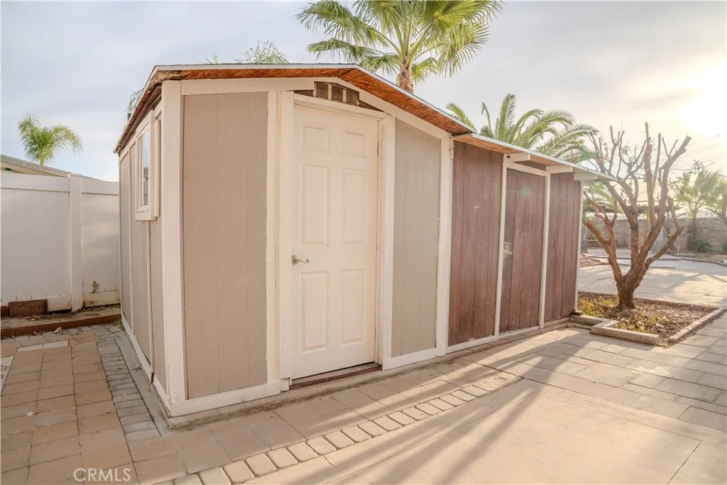 105 Galileo Lane, Perris, CA 92571