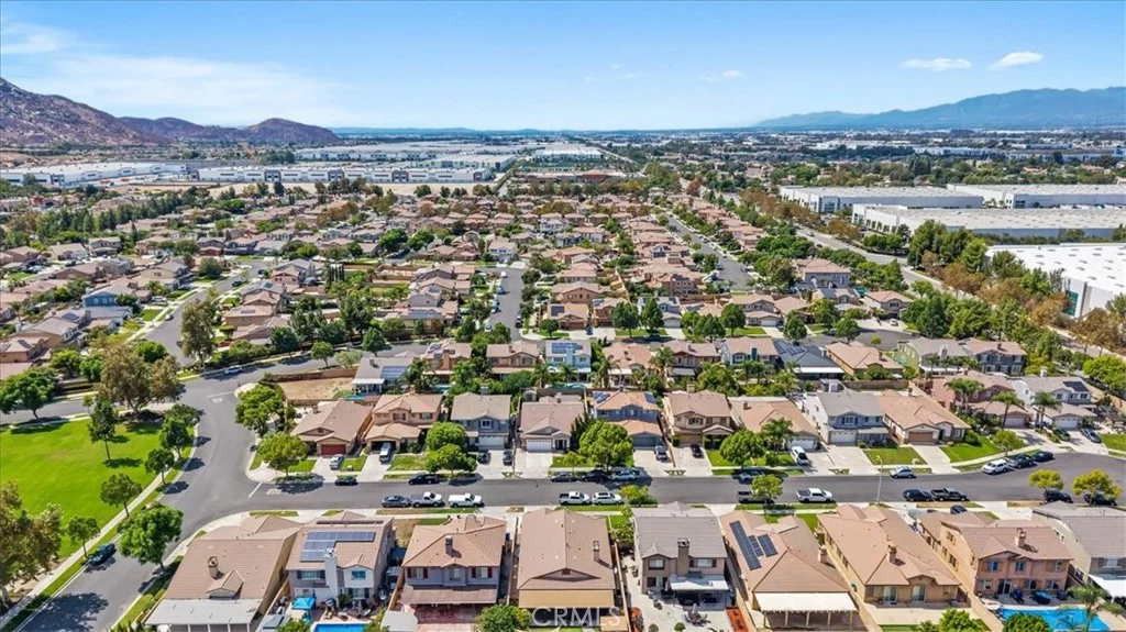 10962 Hardy Pecan Court, Fontana, CA 92337