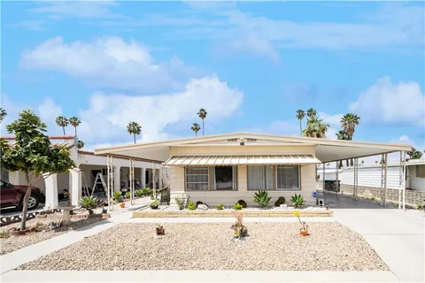 550 Santa Clara Circle, Hemet, CA MLS: PW25094483