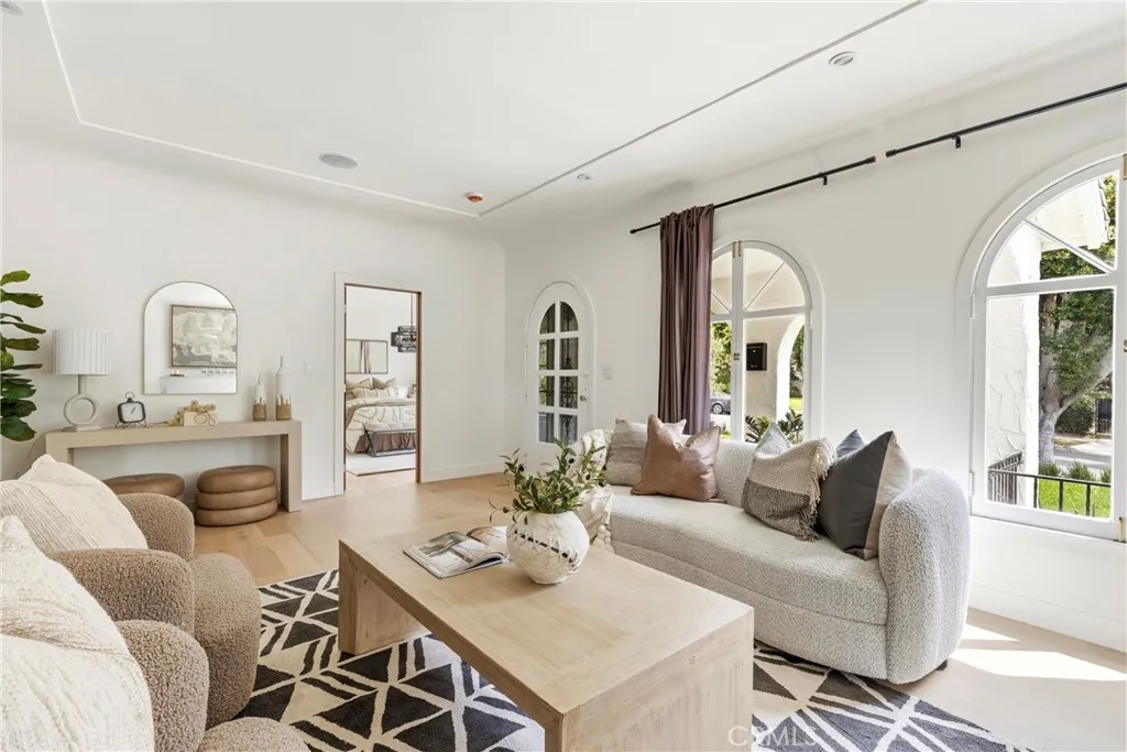 Additional image 12 of 1519 Courtney Avenue, Los Angeles, CA 90046