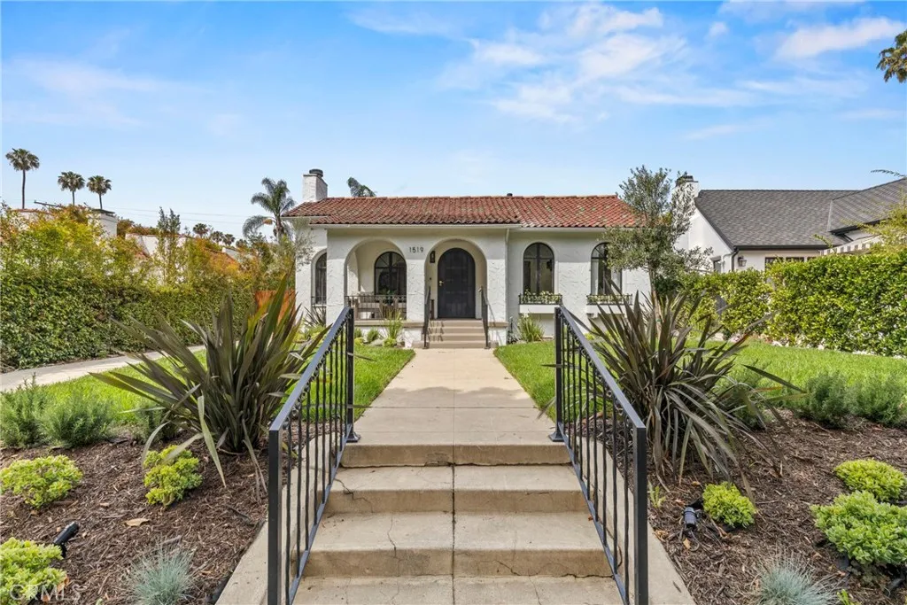 Additional image 42 of 1519 Courtney Avenue, Los Angeles, CA 90046