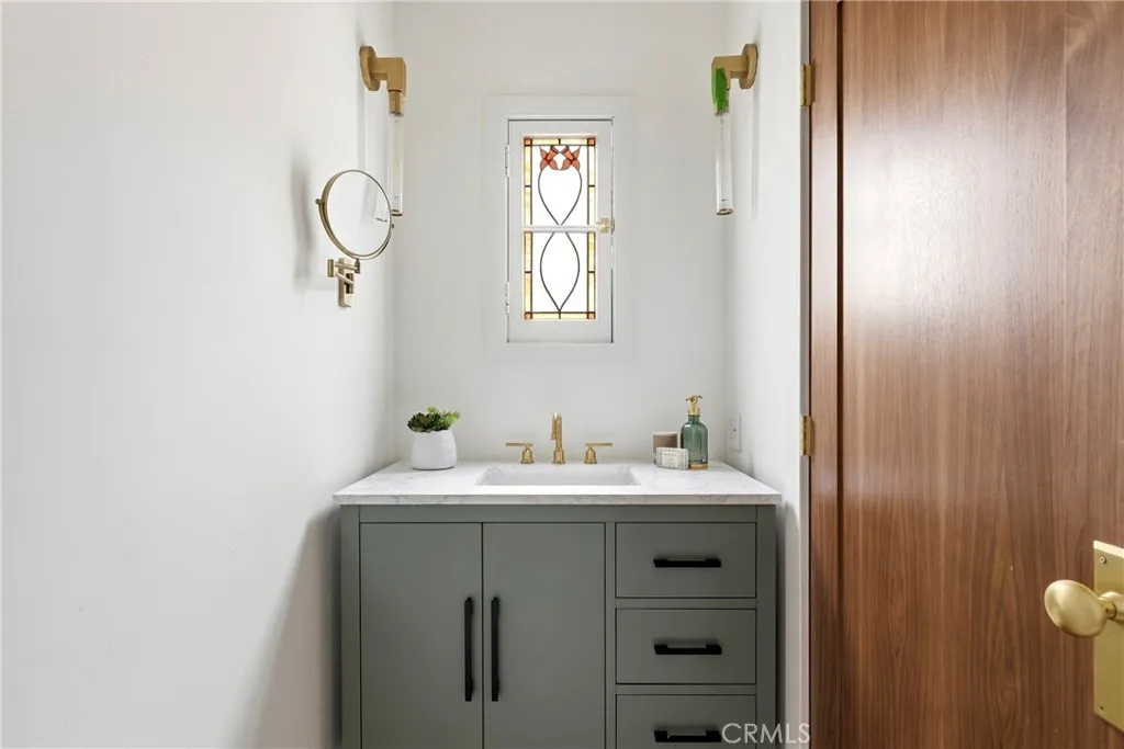 Additional image 49 of 1519 Courtney Avenue, Los Angeles, CA 90046