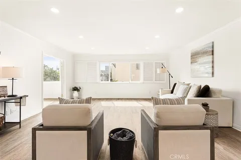4445 Cartwright Avenue Unit 207, Toluca Lake, CA 91602 - MLS#: OC25044608