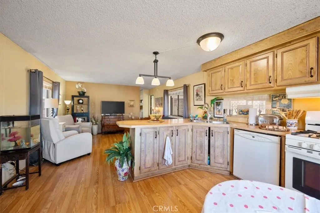 Additional image 52 of 1095 W McCoy Ln Unit 45, Santa Maria, CA 93455