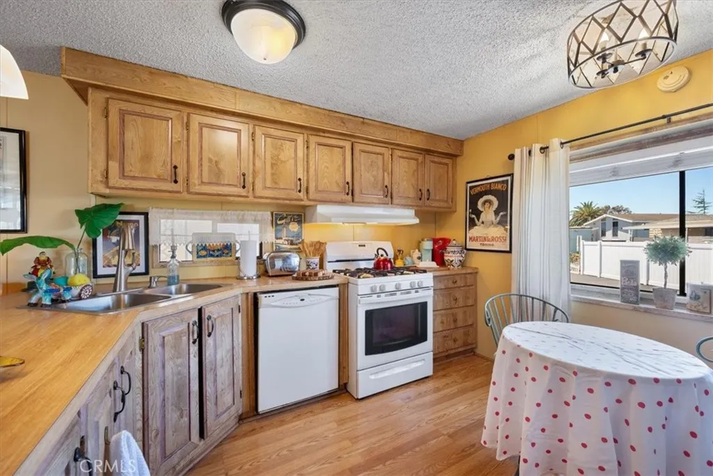 Additional image 51 of 1095 W McCoy Ln Unit 45, Santa Maria, CA 93455
