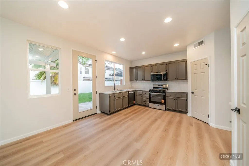 Additional image 40 of 348 Camino De La Estrella, Perris, CA 92571