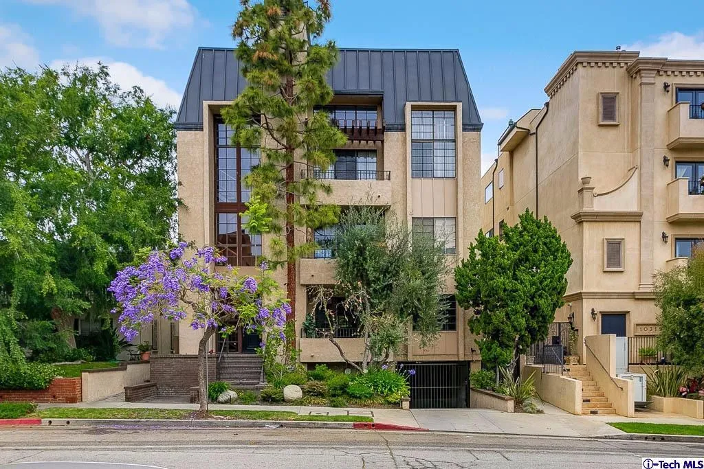 10323 Almayo Avenue Unit 202, Los Angeles, CA 90064