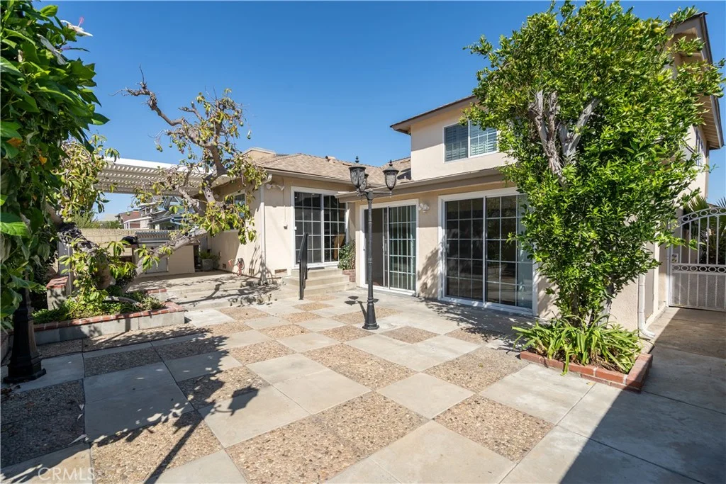 23603 Oakrest Ln, Harbor City, CA 90710