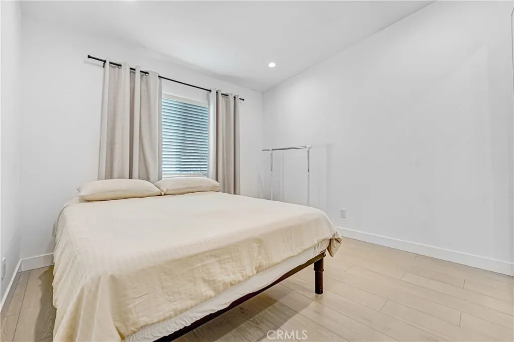 Additional image 27 of 18216 Hartland Street, Reseda, CA 91335