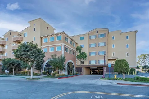 21345 Hawthorne Boulevard Unit 322, Torrance, CA MLS: SB25012613