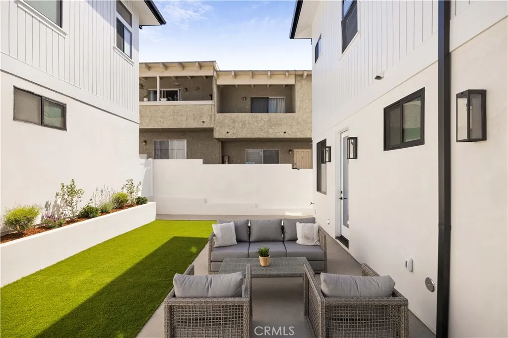 Additional image 40 of 2111 Clark Ln Unit A, Redondo Beach, CA 90278