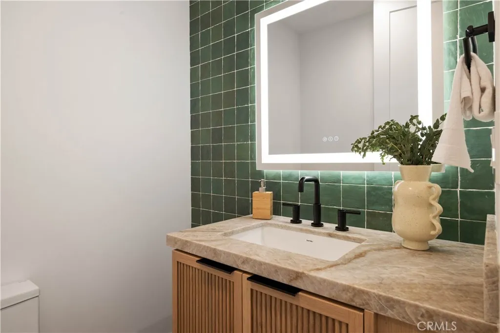 Additional image 32 of 2111 Clark Ln Unit A, Redondo Beach, CA 90278