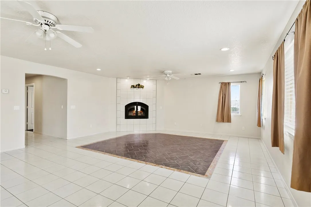 Additional image 47 of 8379 Beaver Ave, Phelan, CA 92371