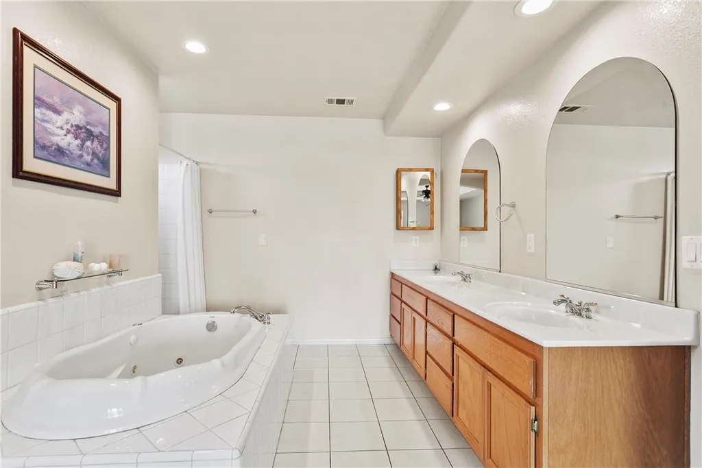 Additional image 25 of 8379 Beaver Ave, Phelan, CA 92371
