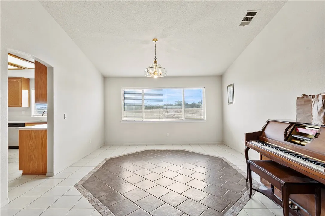 Additional image 42 of 8379 Beaver Ave, Phelan, CA 92371