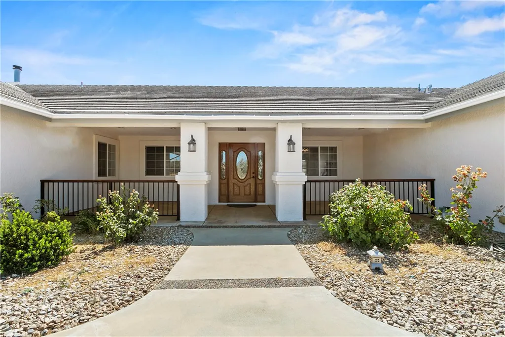 Additional image 5 of 8379 Beaver Ave, Phelan, CA 92371