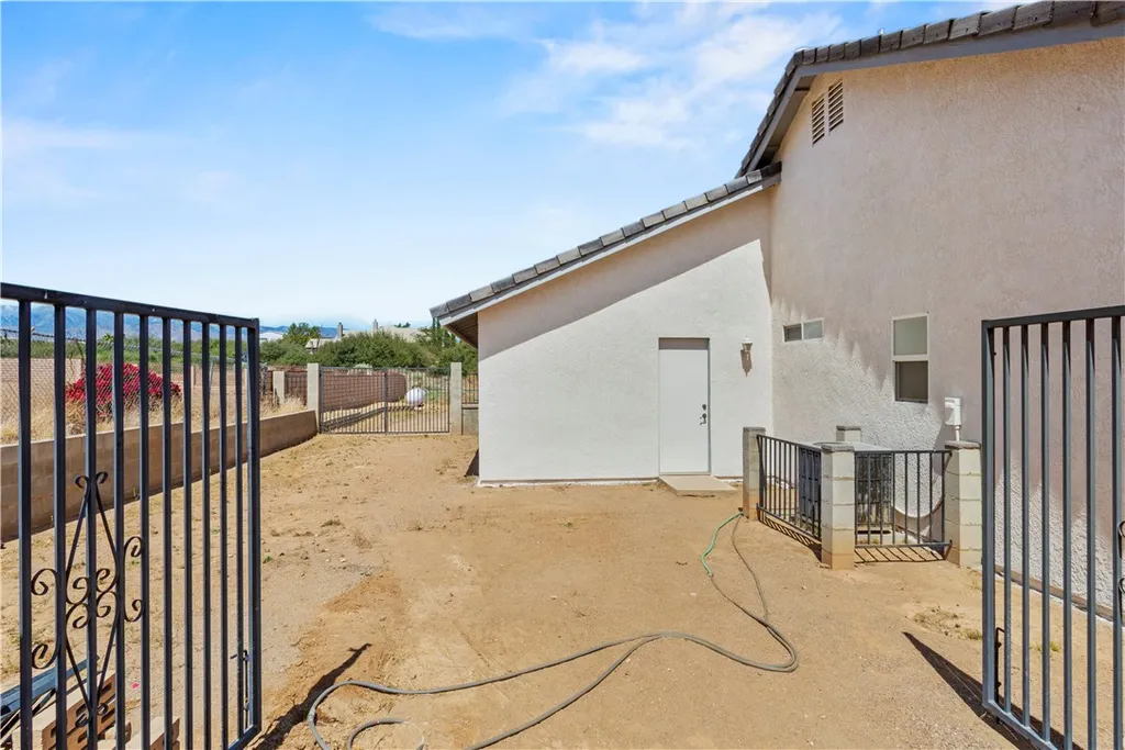 Additional image 31 of 8379 Beaver Ave, Phelan, CA 92371
