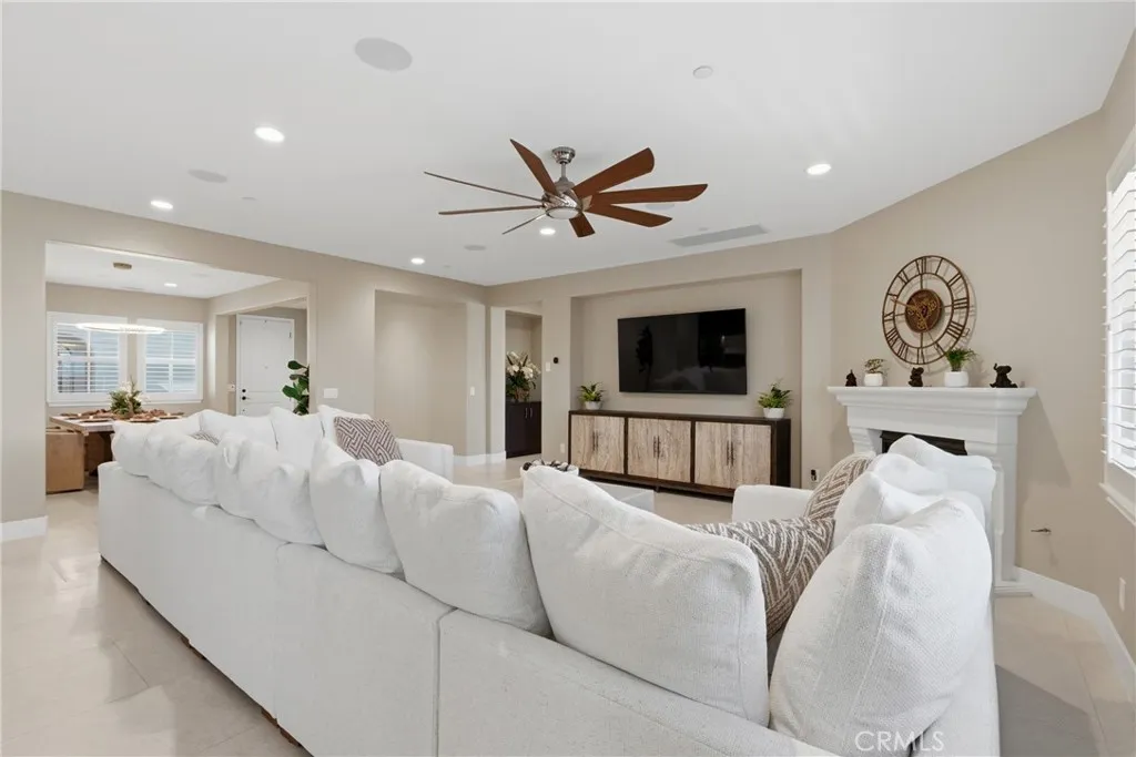 Additional image 13 of 32743 Cherokee Rose St, Winchester, CA 92596