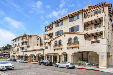 627 Deep Valley Drive Unit 207, Rolling Hills Estates, CA MLS: SB25019159