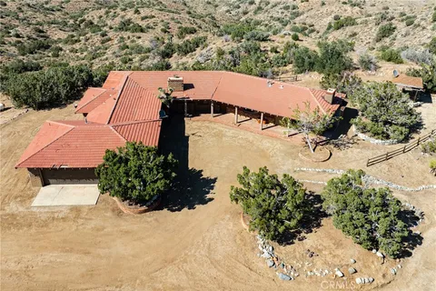 Property image for 3066 Longview Road, Pearblossom, CA 93553