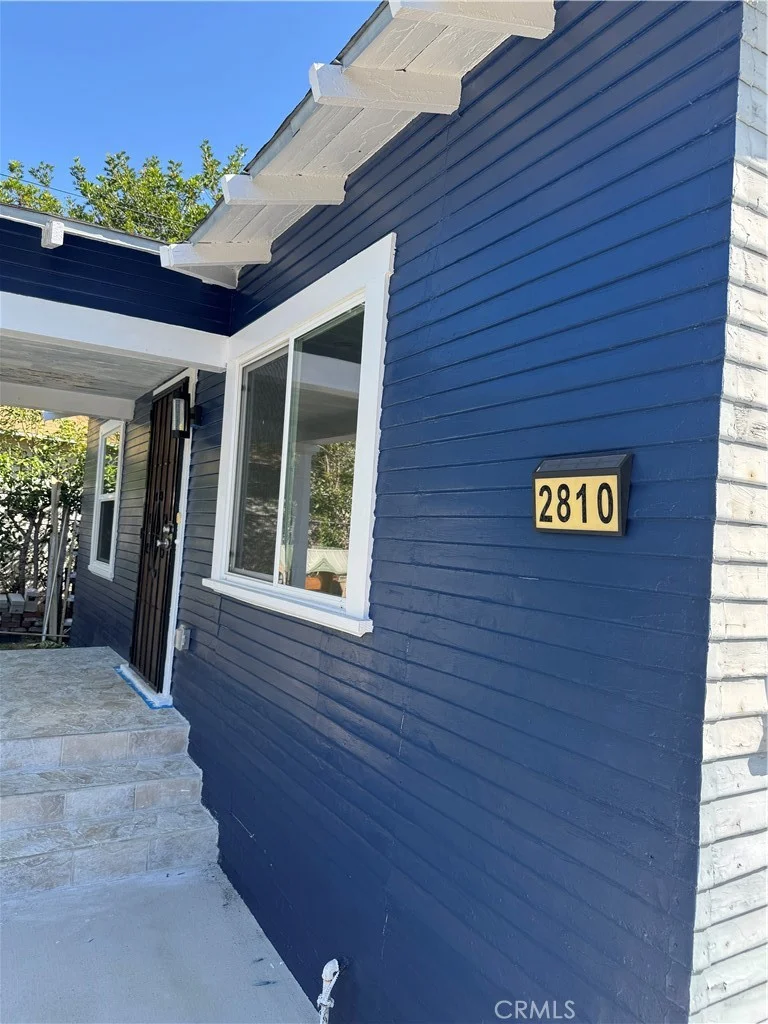 2810 8th Ave, Los Angeles, CA 90018
