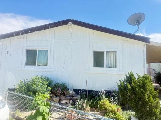 37311 47th St E, Palmdale, CA 93552
