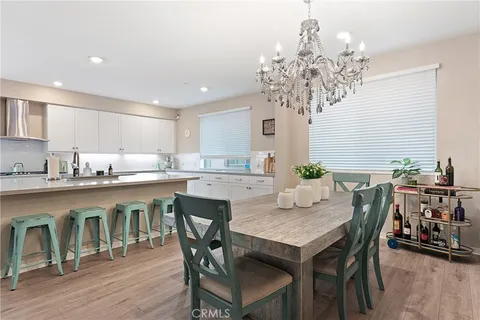 194 Tribeca, Irvine, CA MLS: OC25084409