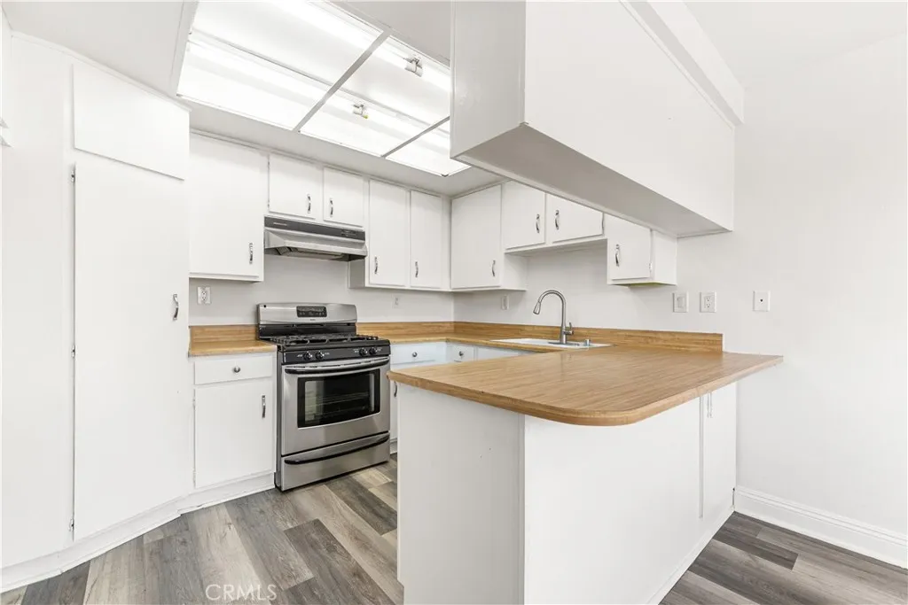Additional image 16 of 15214 S Raymond Avenue Unit 111, Gardena, CA 90247
