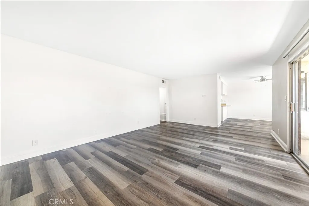 Additional image 41 of 15214 S Raymond Avenue Unit 111, Gardena, CA 90247
