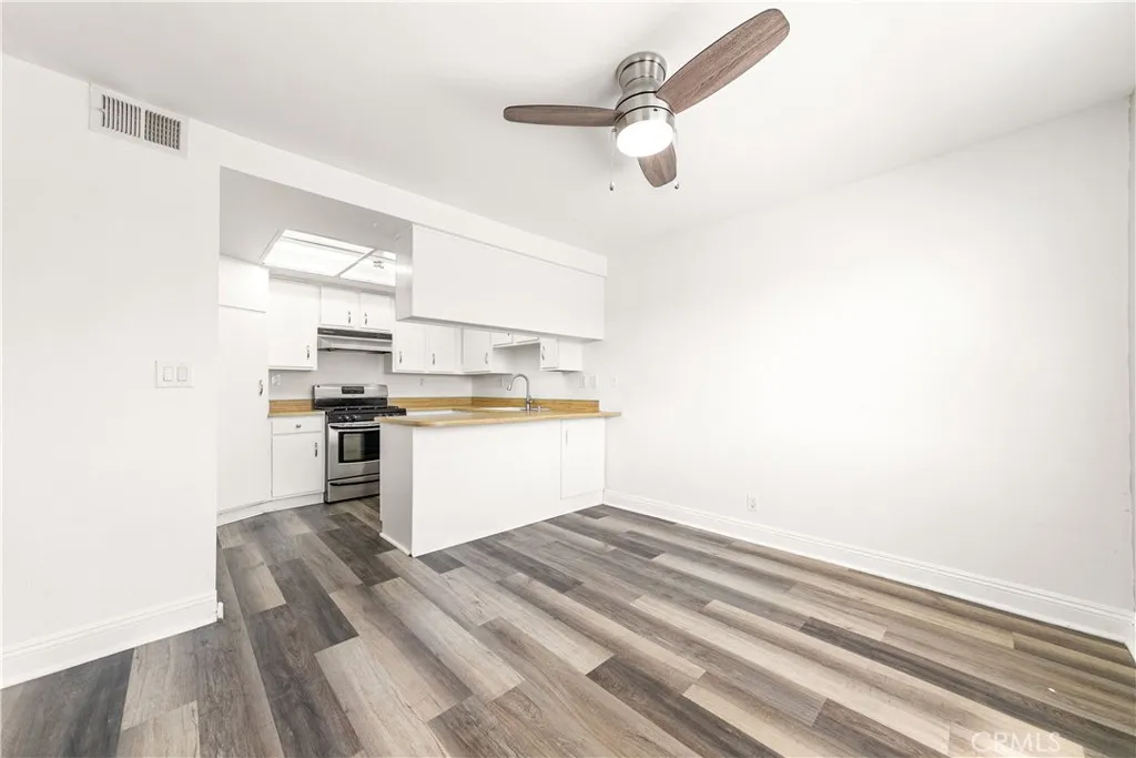 Additional image 45 of 15214 S Raymond Avenue Unit 111, Gardena, CA 90247