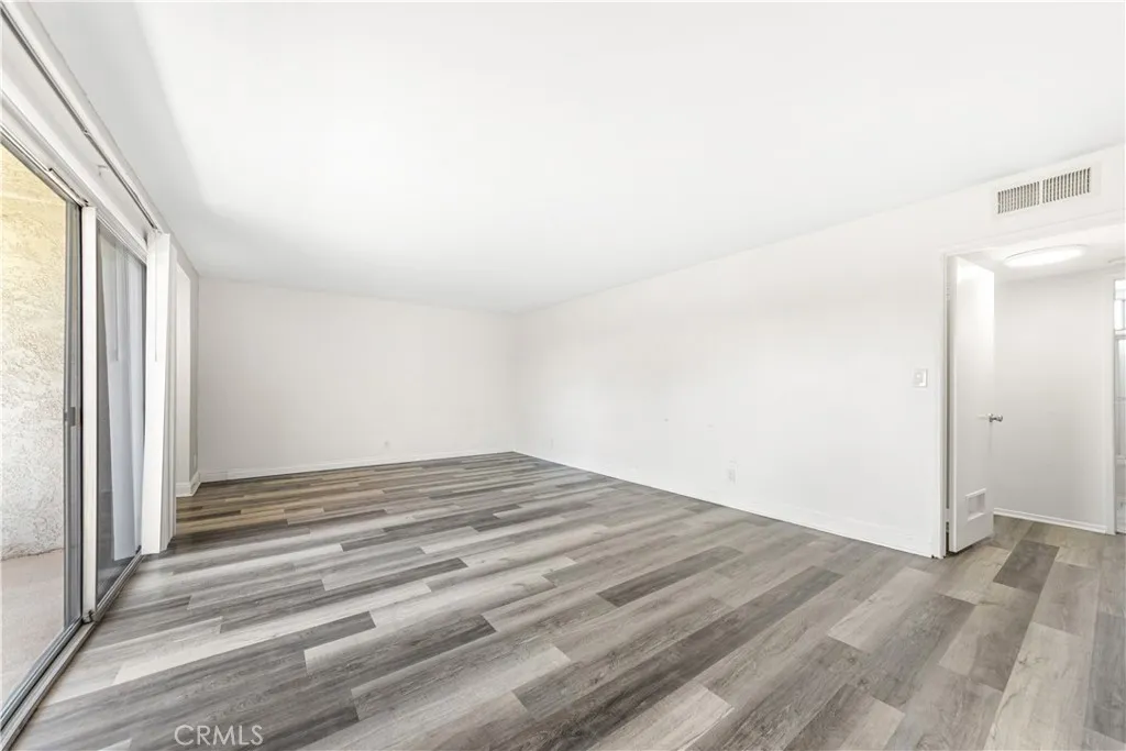 Additional image 43 of 15214 S Raymond Avenue Unit 111, Gardena, CA 90247
