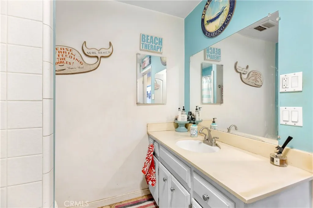 Additional image 128 of 1407 Ocean Avenue, Seal Beach, CA 90740